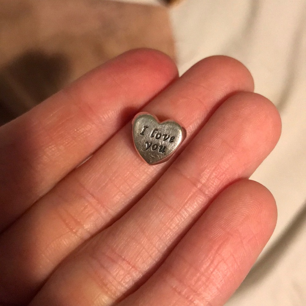 “I love you” Pandora charm